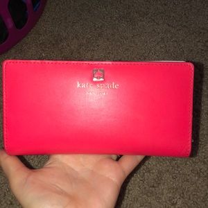 Kate Spade Zip Wallet